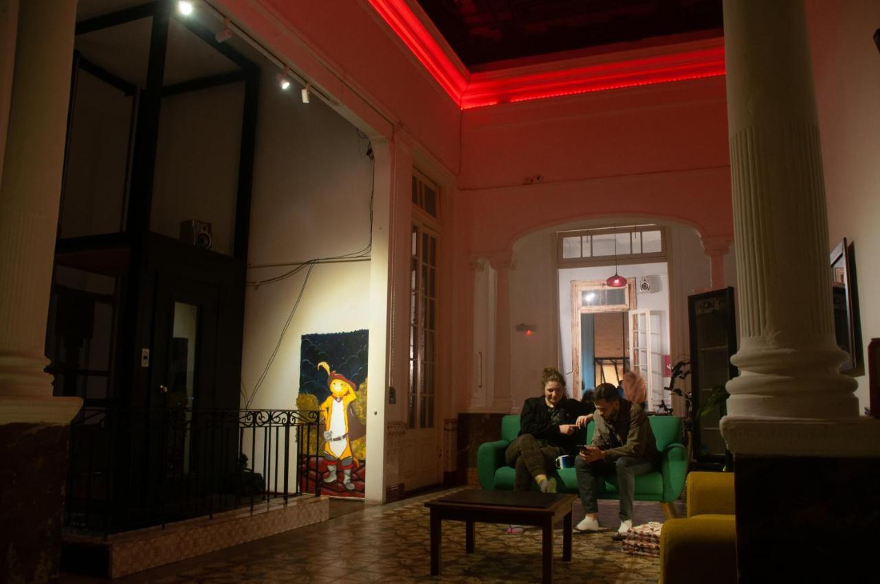 Blanes Hostel Montevideo Buitenkant foto