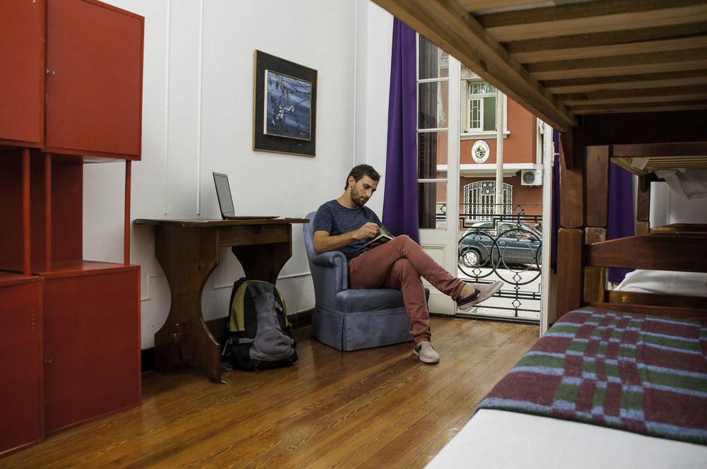 Blanes Hostel Montevideo Buitenkant foto